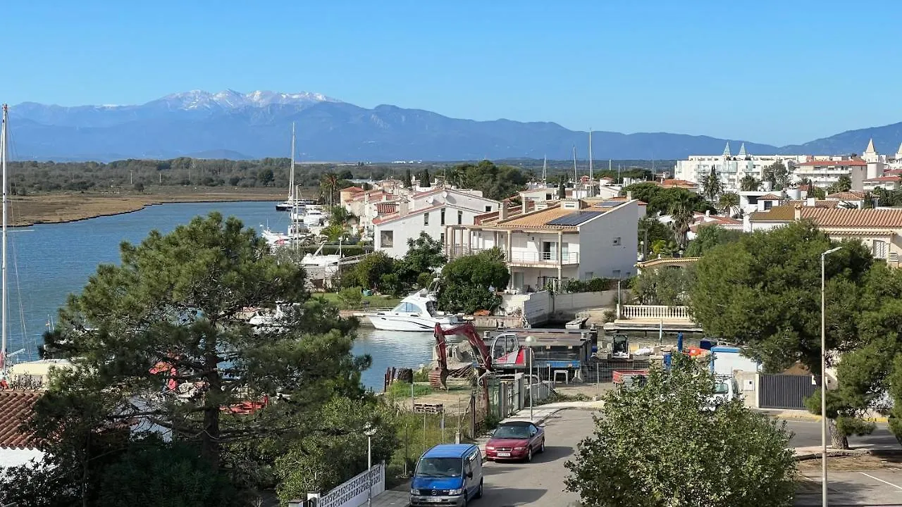 Bonito Estudio En Roses Con Vista Al Mar Y Piscina 아파트